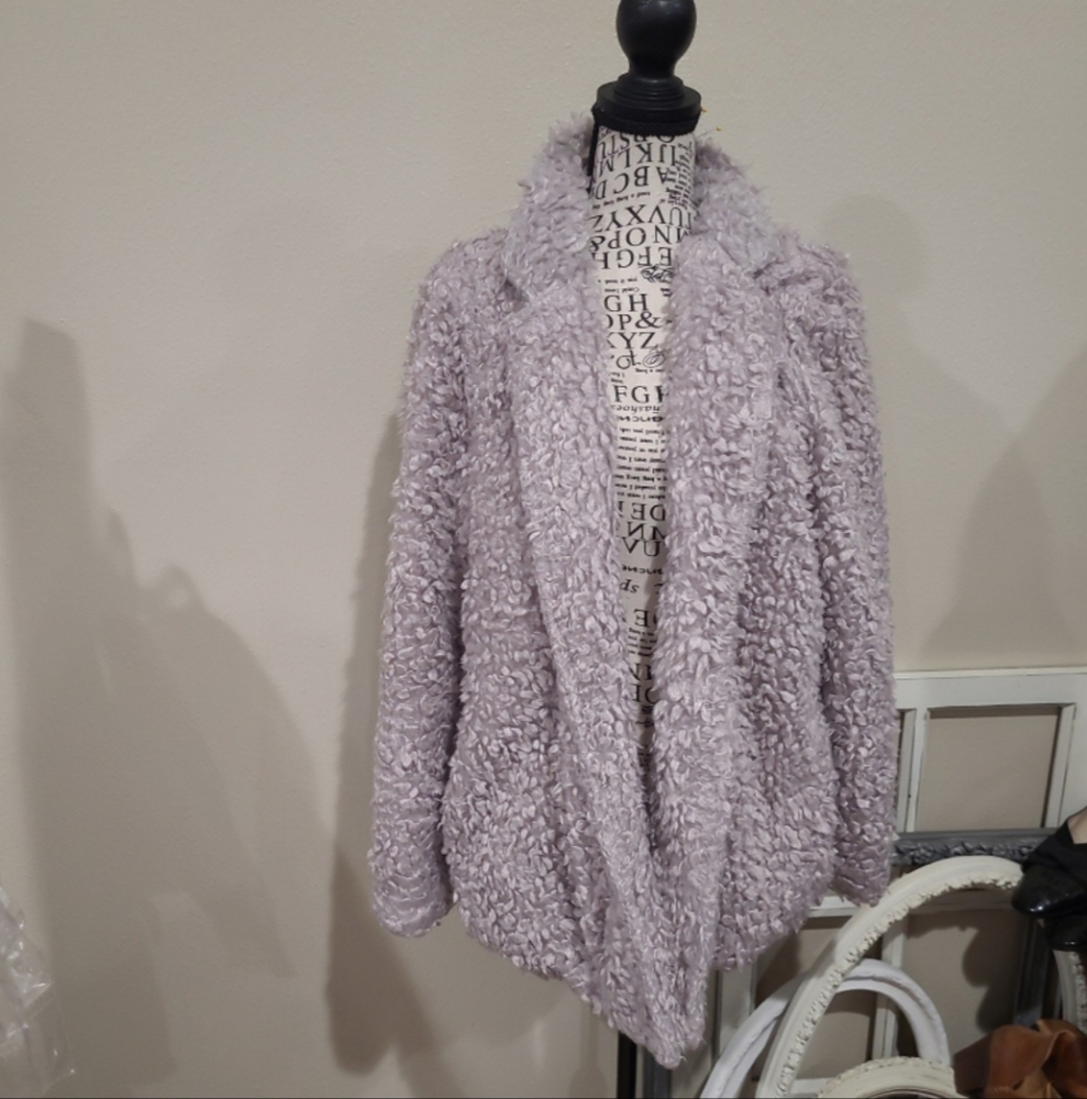 Bishop + Young Anthro Women's SZ M Grey Sherpa Teddy Coat open front collar boho